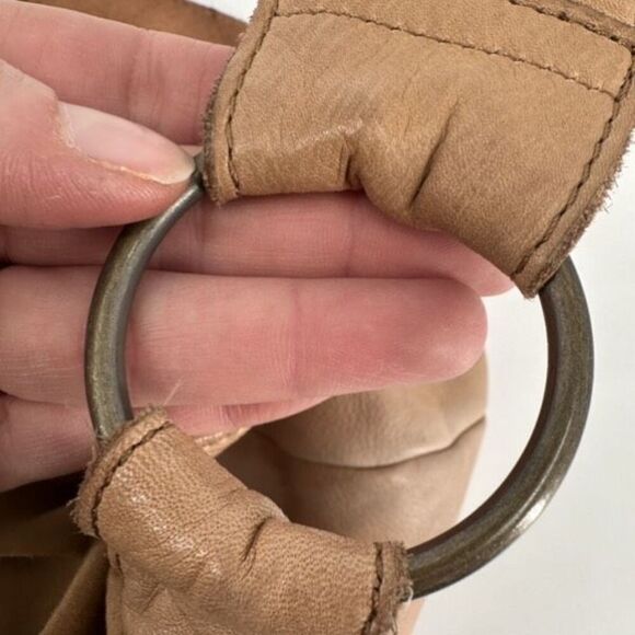 Vintage Y2K Old Navy Leather Large Tan Satchel hobo Bag Purse Single Strap Boho - Picture 11 of 13